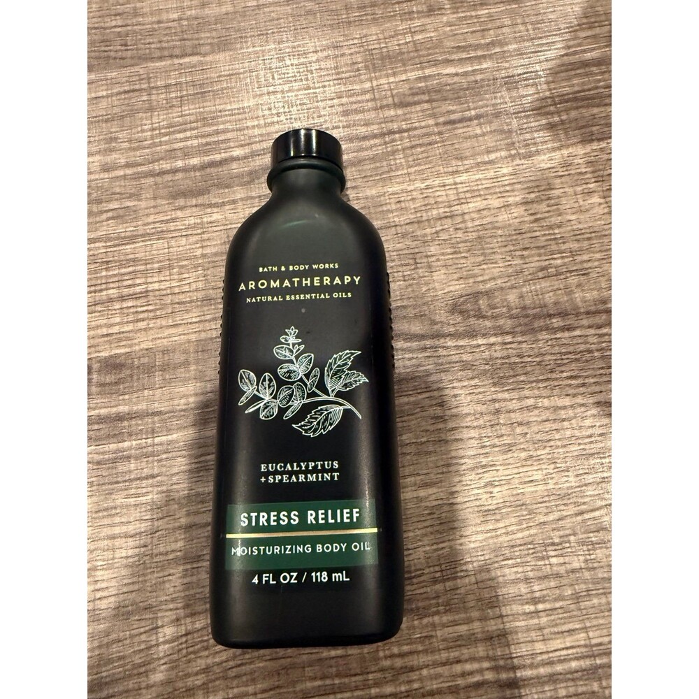 Bath and Body Works body oil